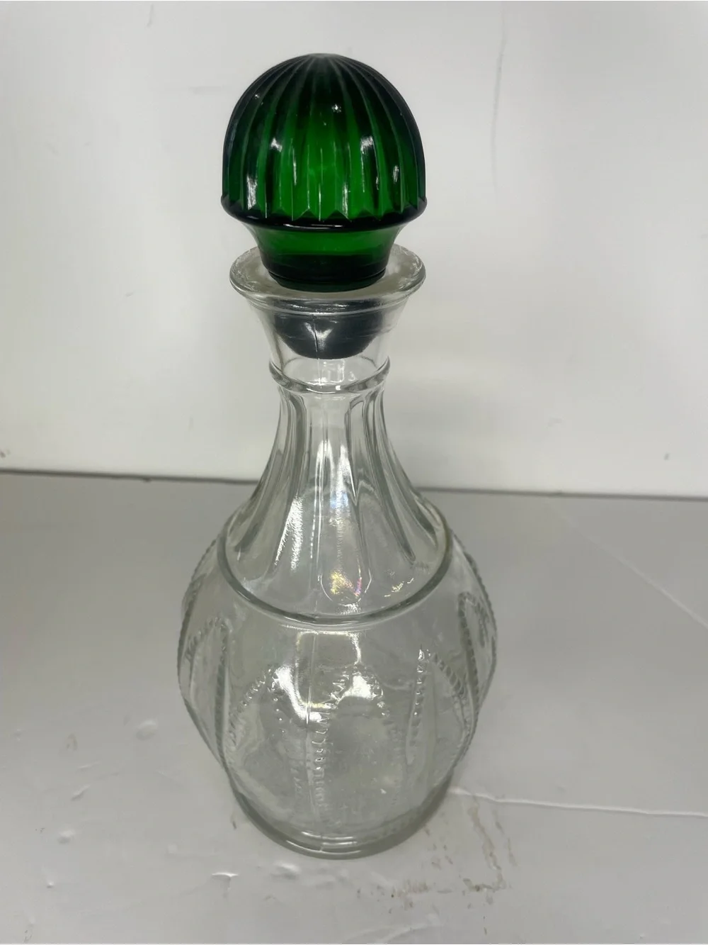 Vintage Avon Glass Decanter Green Stopper Bar Whiskey Bourbon 10.25”